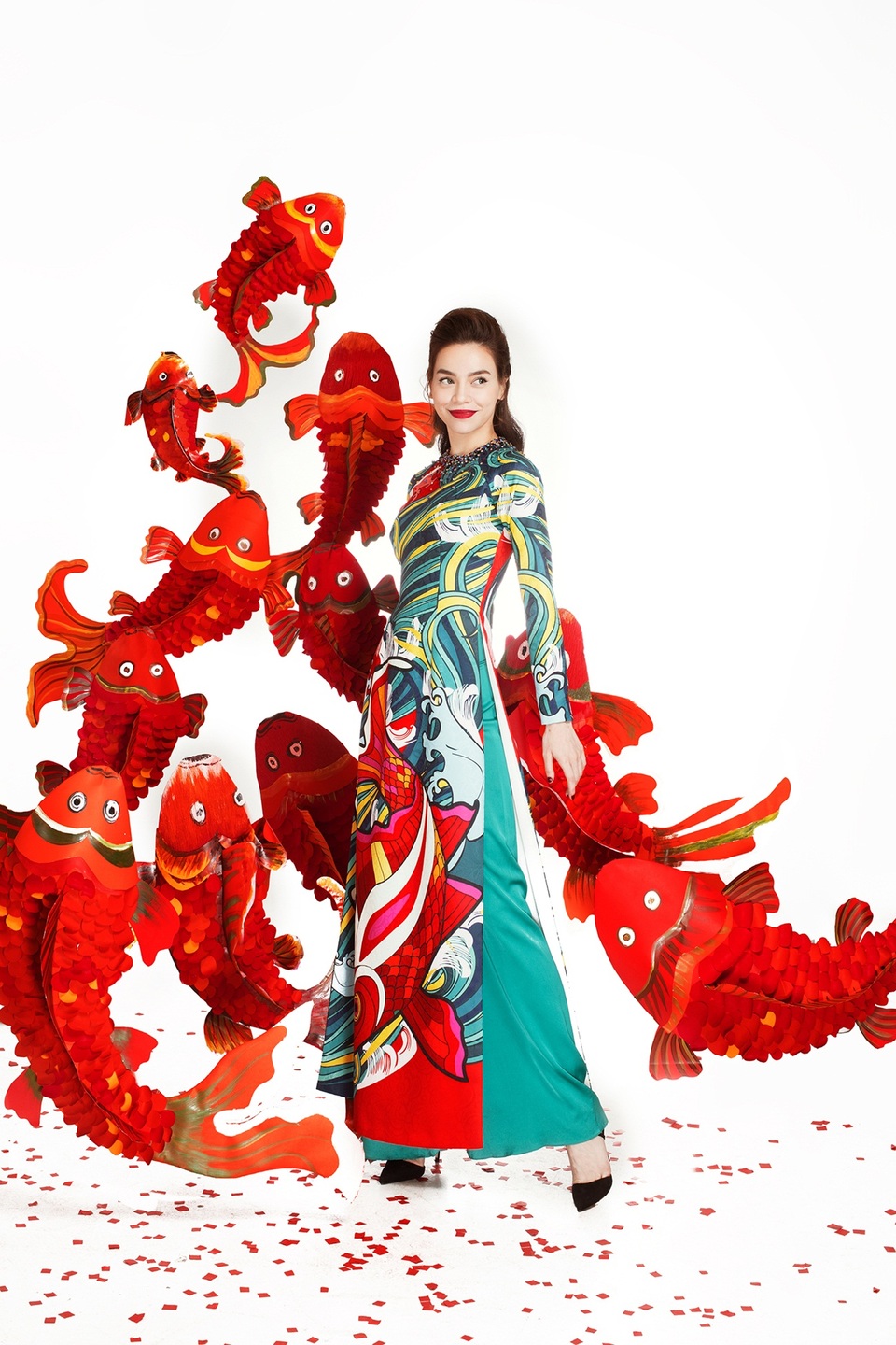 Từ ngày ông Công, ông Táo, Hồ Ngọc Hà bắt đầu trang trí lại nhà cửa, háo hức chờ đến Tết.