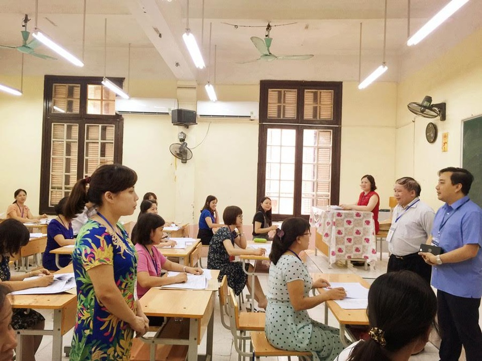 Hà Nội: Thí sinh không bị mất điểm với câu hỏi “thấu cảm” trong đề Văn - 6 Môn Tự luận được chấm qua 2 vòng hoàn toàn độc lập.