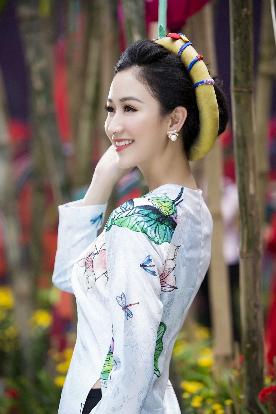 Á hậu Hà Thu lên tiếng về áo dài cách tân - 11