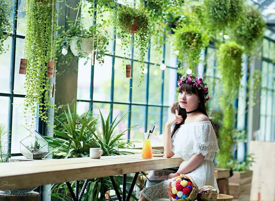 Nữ bảo vệ xinh xắn thu hút dân mạng - 3 Và đây là hình ảnh thường ngày của Hà Pansy - hot girl bảo vệ đang được chú ý trên mạng