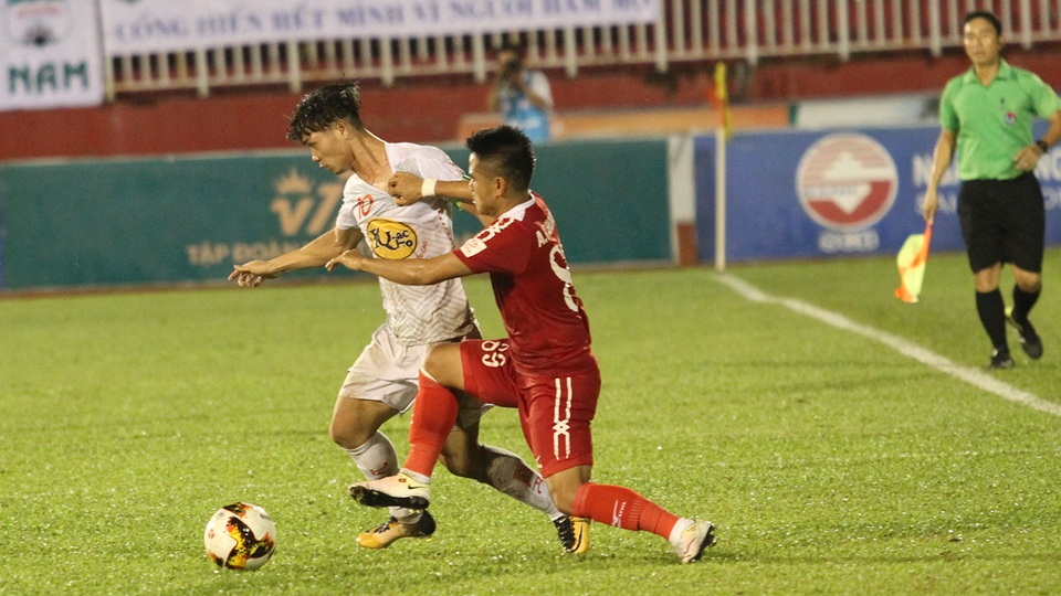 Vòng 22 V-League 2017: HA Gia Lai có cản nổi CLB Quảng Nam? - 2 Công Phượng sẽ là gương mặt được tân HLV của HA Gia Lai Chung Hae Seong chú ý đặc biệt (ảnh: Trọng Vũ)