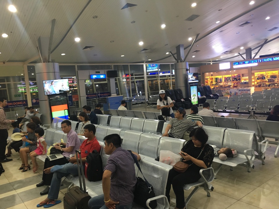 Xác định “thủ phạm” làm lộ thông tin cá nhân khách đi máy bay - 1 Hành khách đi máy bay bị lộ thông tin cá nhân do nhân viên hãng hàng không, đại lý vé