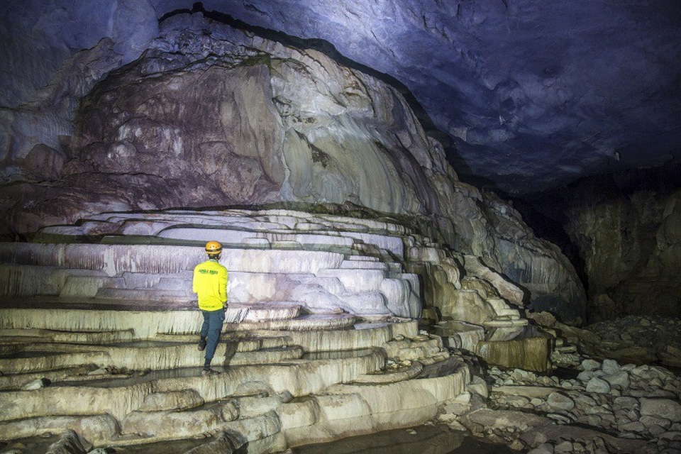 Đưa 3 hang động ở “vương quốc hang động” Phong Nha vào khai thác - 2 Đưa 3 hang động ở “vương quốc hang động” Phong Nha vào khai thác - 2