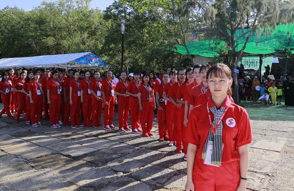 Máu khan hiếm khắp toàn quốc, bệnh viện lao đao tìm nguồn máu hiến - 1 Lễ xuất quân Hành trình đỏ ở phía Nam hôm 1/7 đã giúp nhiều bệnh viện khỏi tình trạng lao đao vì thiếu máu điều trị.