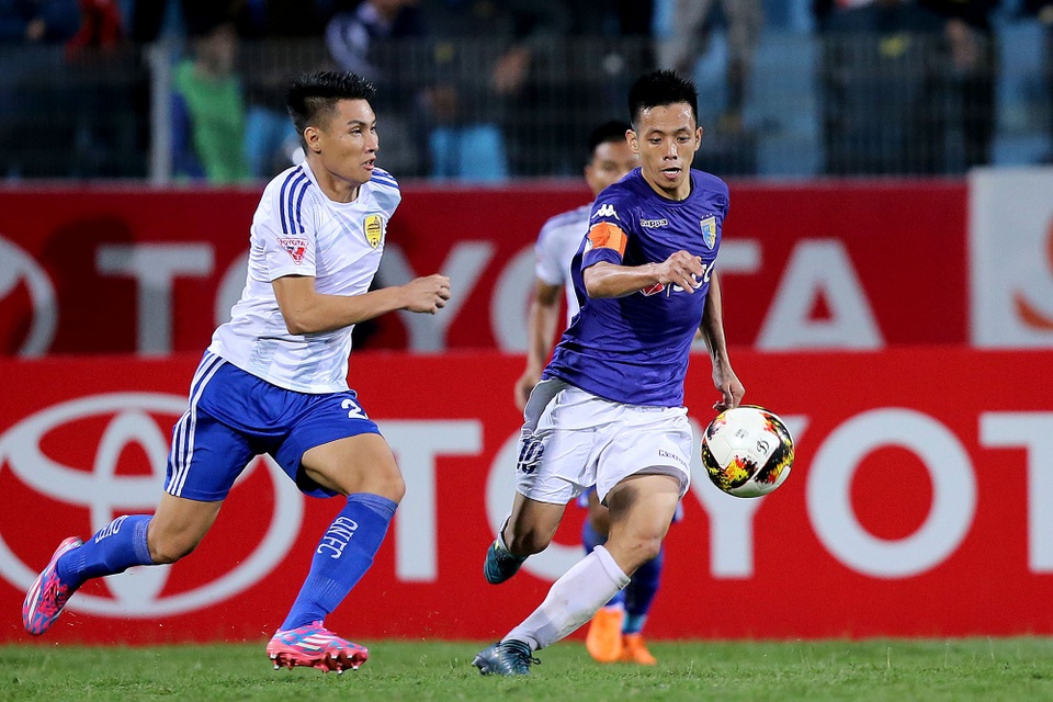 Tuyên bố của Giggs và lộ trình của bóng đá Việt Nam - 2 Giải V-League nói riêng và hệ thống các giải quốc nội nói chung cần được cải thiện để tiến đến một nền bóng đá ổn định về chất lượng