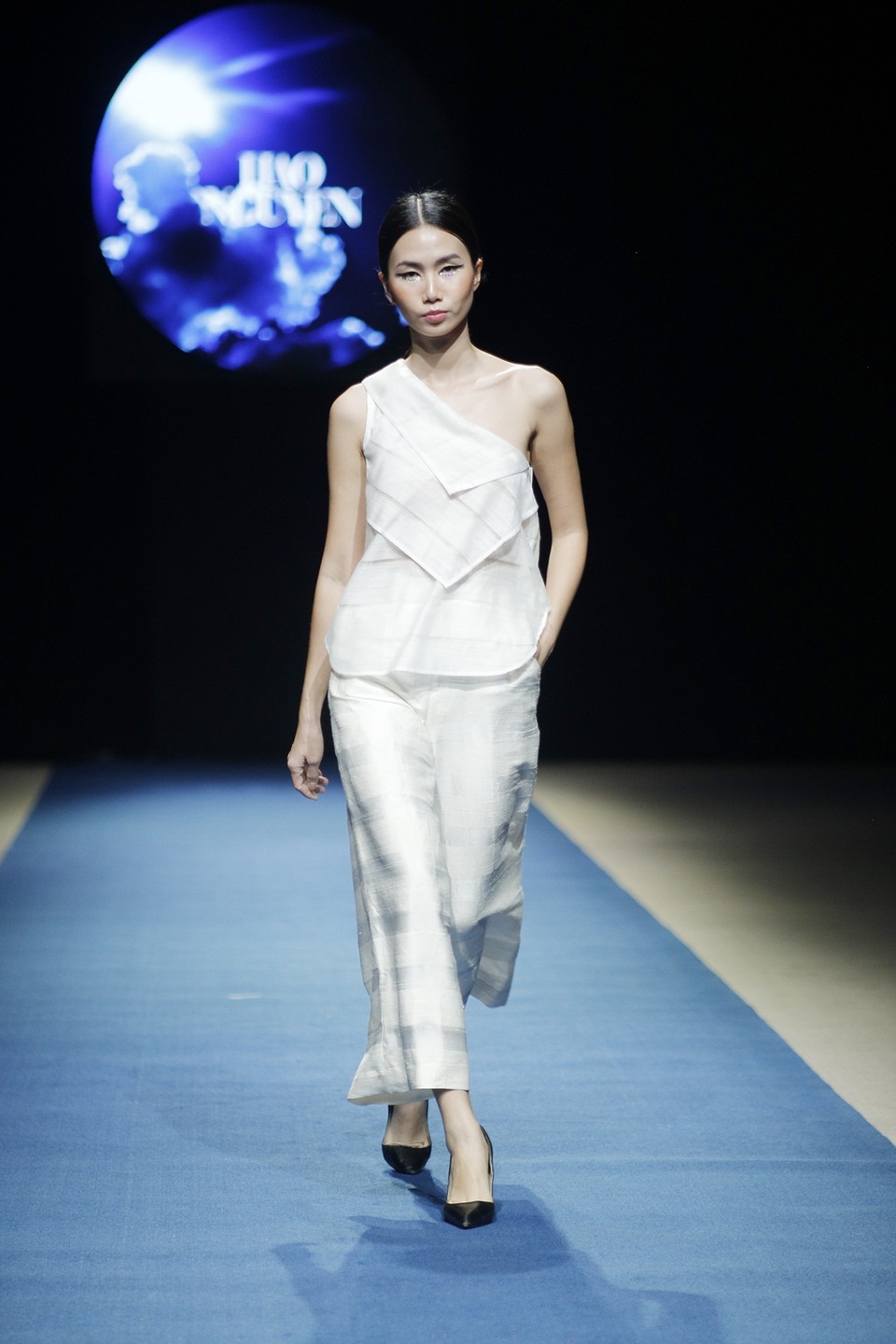 Nghề dệt đũi ở Nam Cao đã được hình thành và phát triển từ hàng trăm năm nay với nhiều loại sản phẩm độc đáo. Với đặc tính chất liệu mặc mát về mùa hè, ấm áp về mùa đông, mềm mại nhưng bền, dễ tẩy trắng, giặt sạch và mau khô, lụa Nam Cao đã được xuất khẩu đi nhiều nơi trên thế giới.