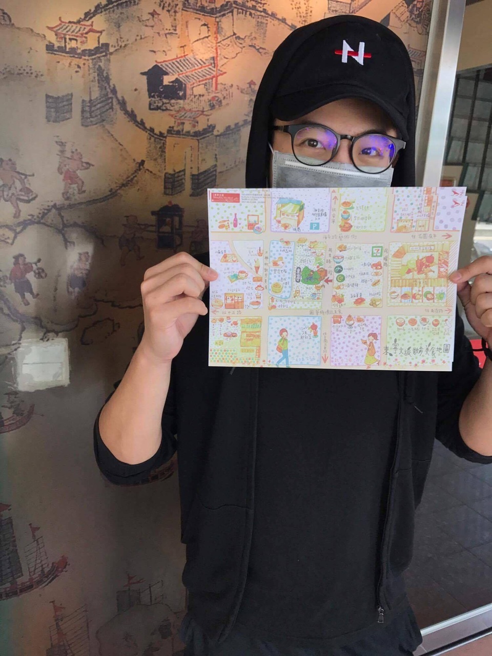 Harry Lu lần đầu lộ diện sau tai nạn giao thông - 3 Harry Lu thường đi du lịch ngắn ngày để cuộc sống bớt tẻ nhạt và nhàm chán khi không được tham gia bất kỳ hoạt động nào khác.