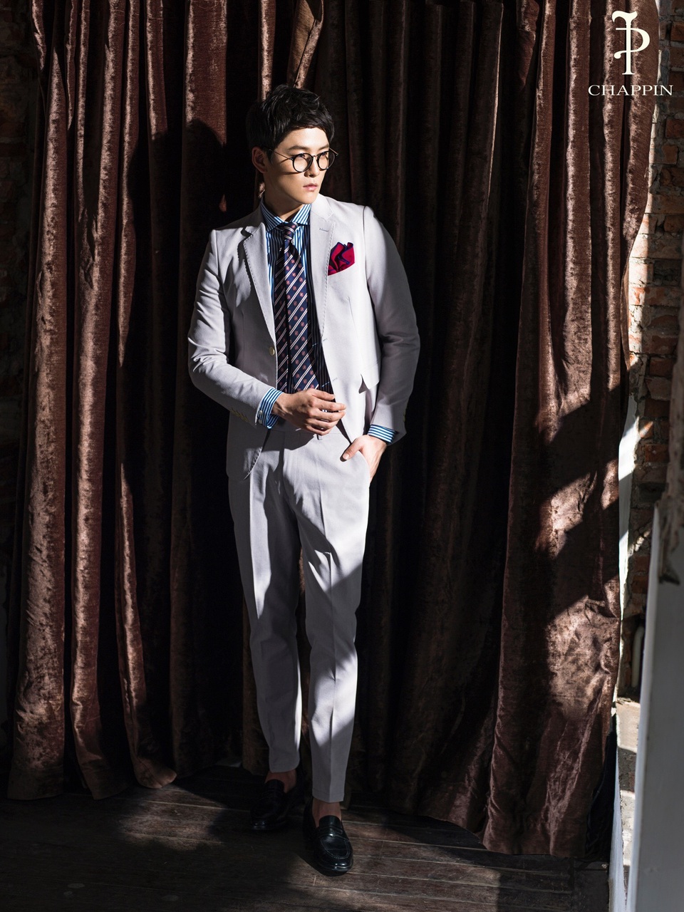 Một hơi thở Hàn Quốc mang đến thứ màu sắc lịch lãm khó nhầm lẫn - 3 Một hơi thở Hàn Quốc mang đến thứ màu sắc lịch lãm khó nhầm lẫn - 3