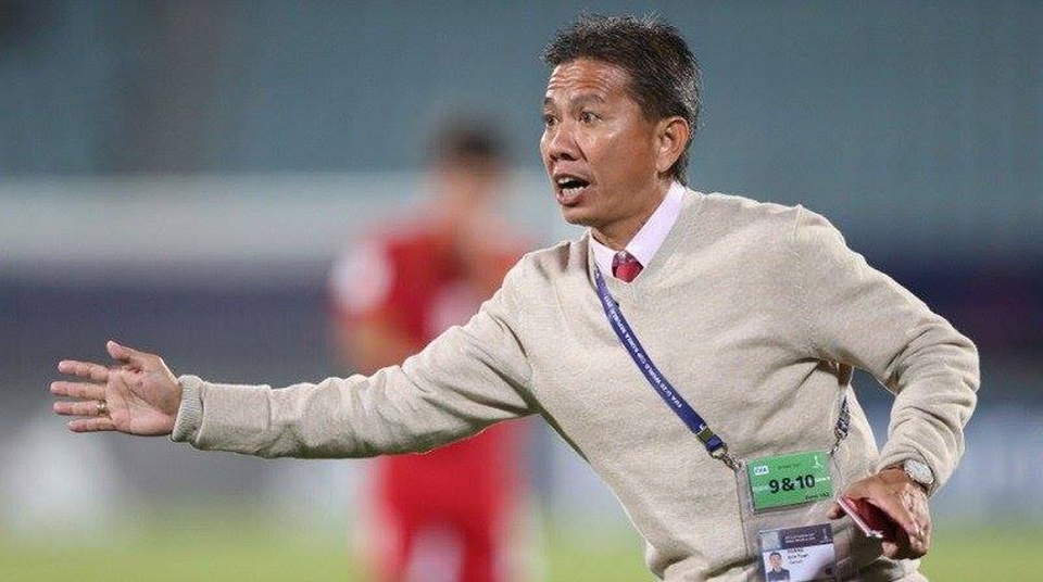 HLV Hoàng Anh Tuấn: “Tôi rất hài lòng dù chỉ có 1 điểm” - 1
HLV Hoàng Anh Tuấn tự hào vì những gì các học trò đã thể hiện