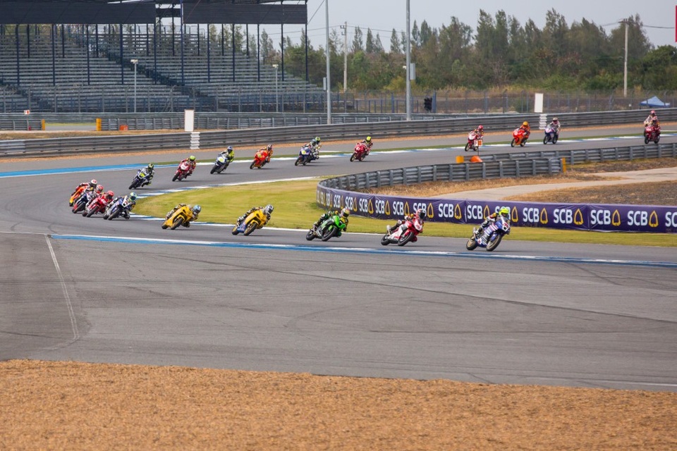 Hành trình thi đấu của hai tay đua Việt Nam tại giải đua mô-tô Châu Á ARRC 2017 - 1 Hành trình thi đấu của hai tay đua Việt Nam tại giải đua mô-tô Châu Á ARRC 2017 - 1