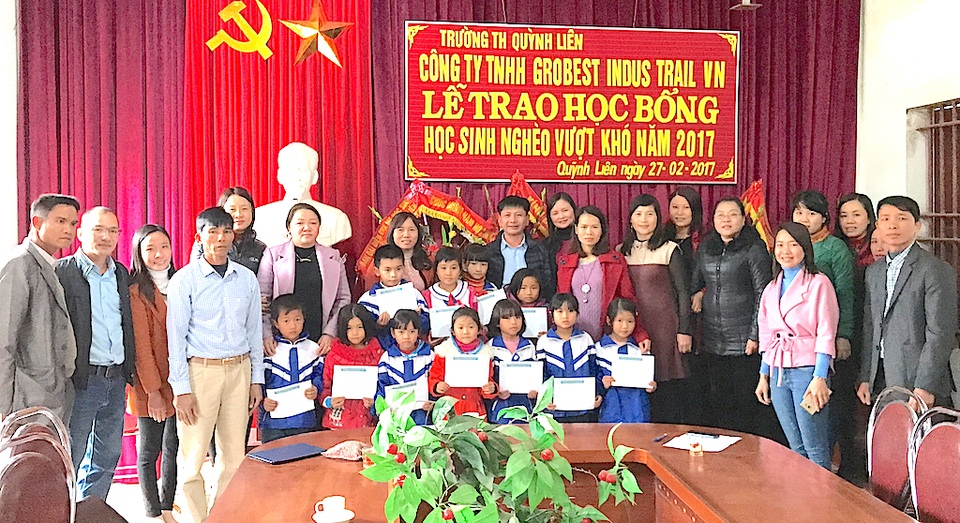 150 suất học bổng Grobest Việt Nam đến với học sinh nghèo xứ Nghệ - 8 150 suất học bổng Grobest Việt Nam đến với học sinh nghèo xứ Nghệ - 8