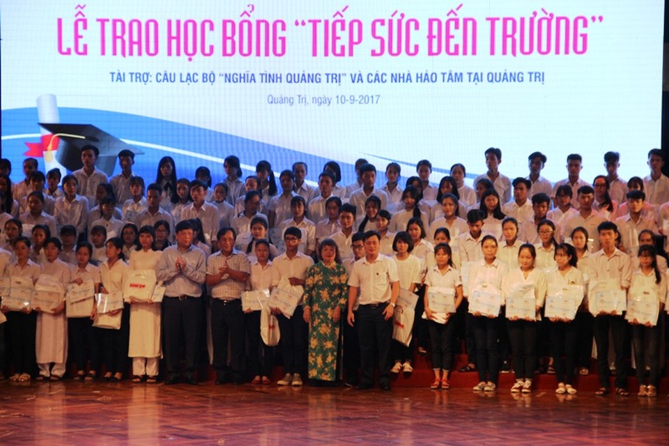 Học bổng “Tiếp sức đến trường” chắp cánh tương lai cho hơn 200 tân sinh viên nghèo - 4 Học bổng Tiếp sức đến trường đã giúp cho nhiều bạn tân sinh viên được bước đến giảng đường Đại học
