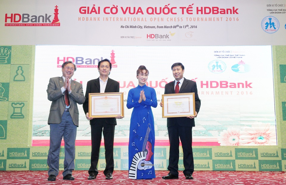 Những bóng hồng “tung hoành” tại giải cờ vua quốc tế HDBank - 5 HDBank nhận bằng khen của Thủ tướng Chính phủ và của Ủy ban Olympic Việt Nam vì những đóng góp cho hoạt động thể thao