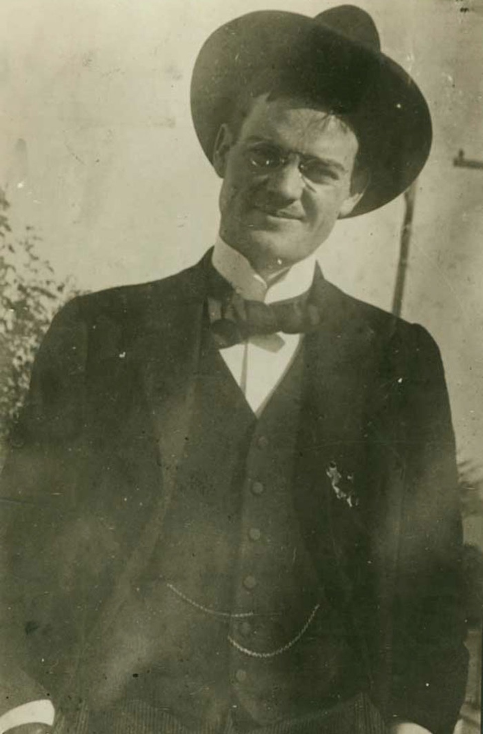 Bộ ảnh chân dung nhiều đời Tổng Thống Mỹ khi còn trẻ - 24 Herbert Hoover, 25 tuổi