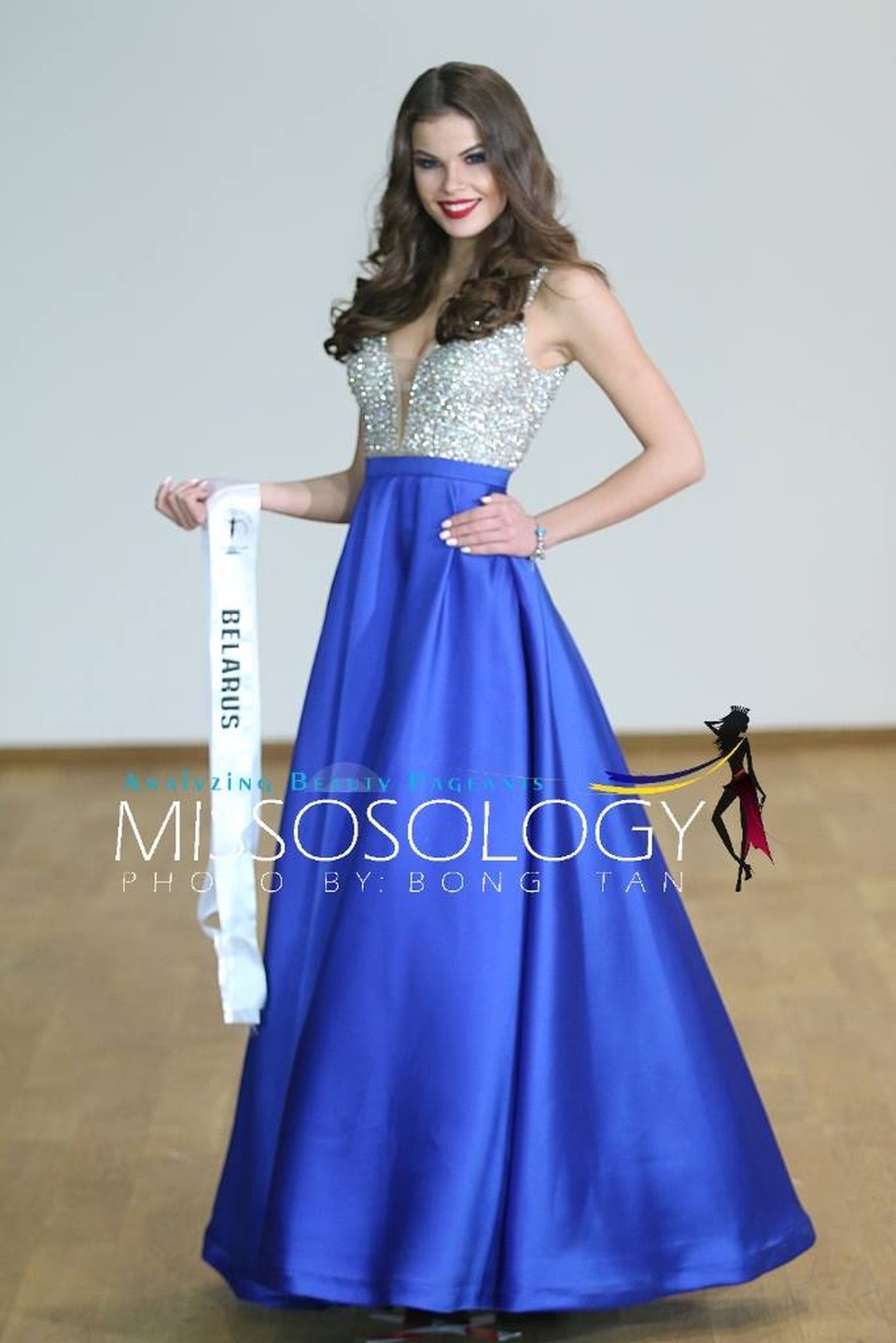 Mê mẩn ngắm 20 hoa hậu đẹp nhất thế giới năm 2016 - 1 
Polina Pimahina - Hoa hậu siêu quốc gia Belarus