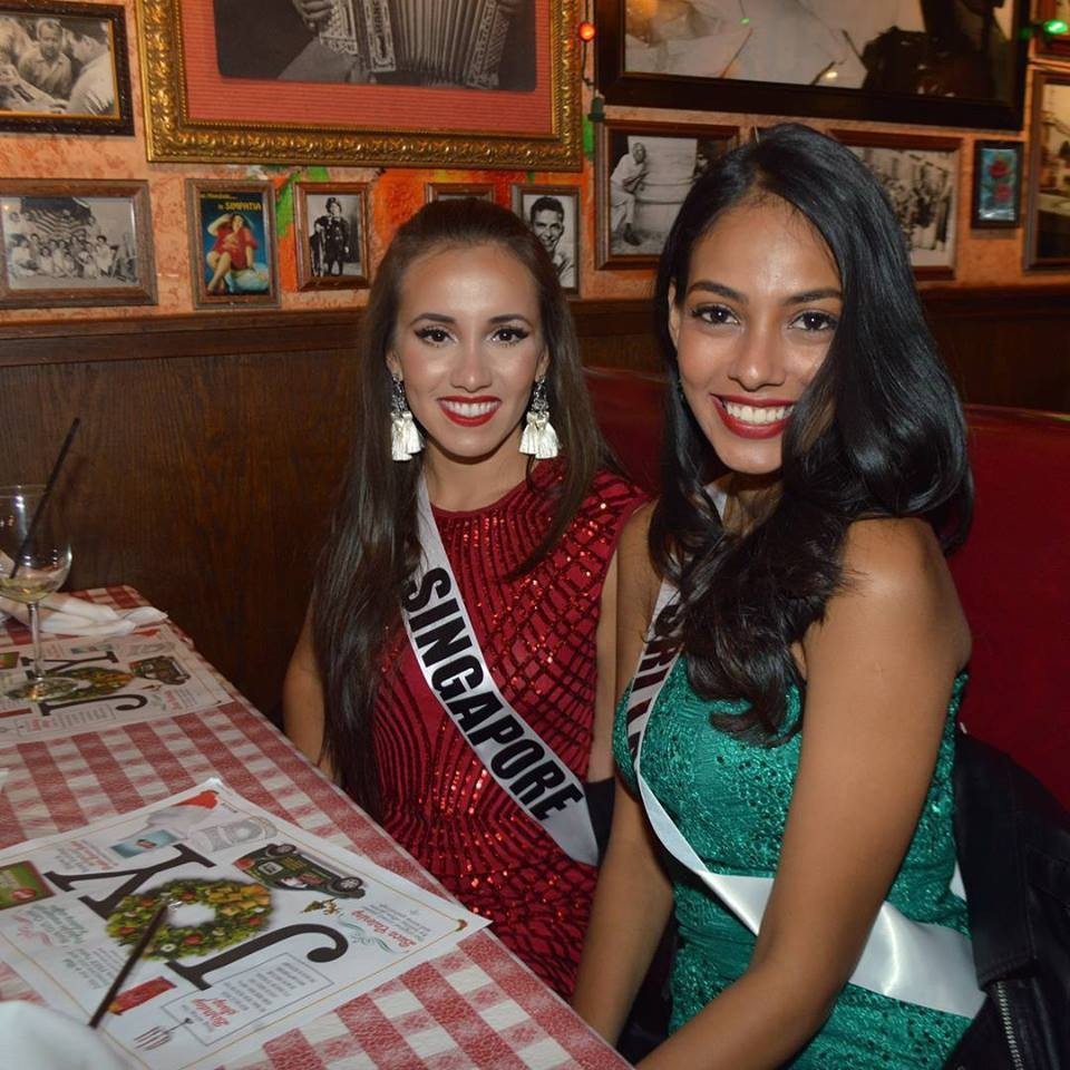 Người đẹp Biển khoe sắc bên dàn mỹ nhân - 15