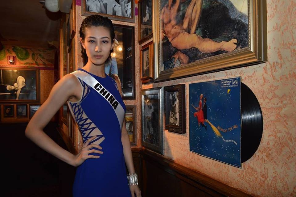 Người đẹp Biển khoe sắc bên dàn mỹ nhân - 20