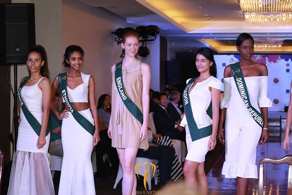 Hà Thu thử thách "đọ" mặt "mộc" với các thí sinh Hoa hậu Trái đất 2017 - 25 Hà Thu thử thách "đọ" mặt "mộc" với các thí sinh Hoa hậu Trái đất 2017 - 25