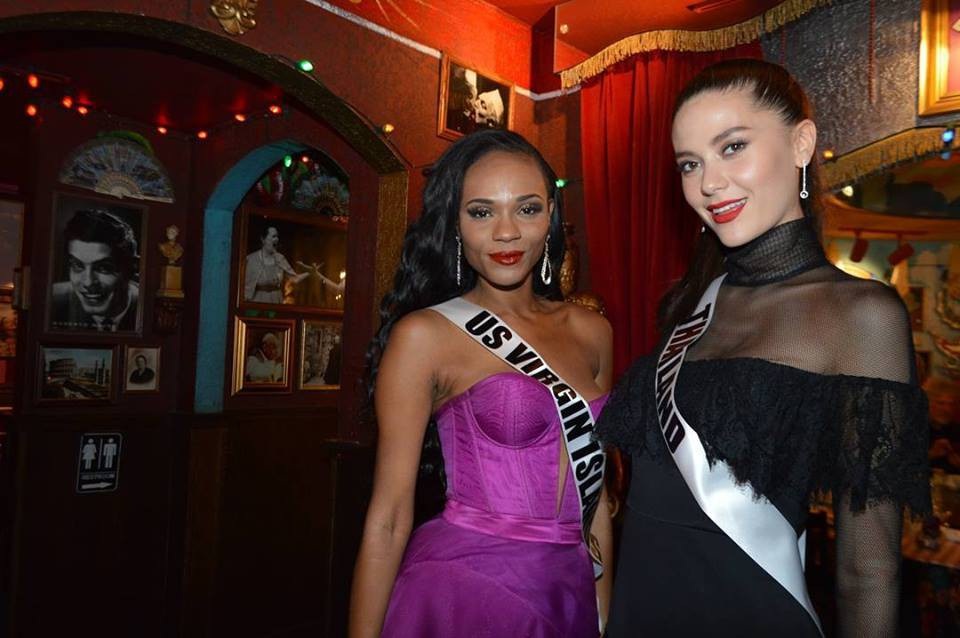 Người đẹp Biển khoe sắc bên dàn mỹ nhân - 24