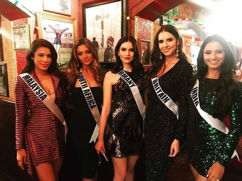 Người đẹp Biển khoe sắc bên dàn mỹ nhân - 33