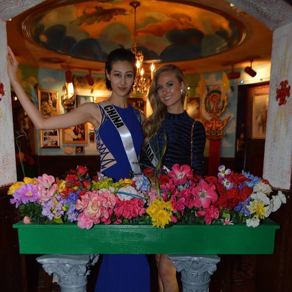 Người đẹp Biển khoe sắc bên dàn mỹ nhân - 2