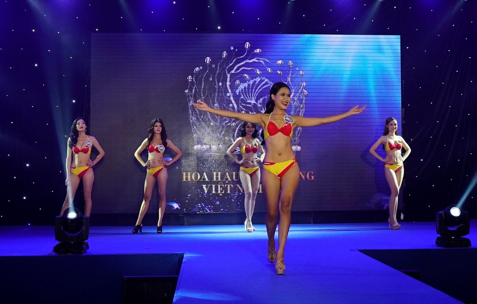 'Bỏng mắt’ ngắm Bikini Vietjet cùng 50 người đẹp Hoa hậu Đại Dương 2017 - 4