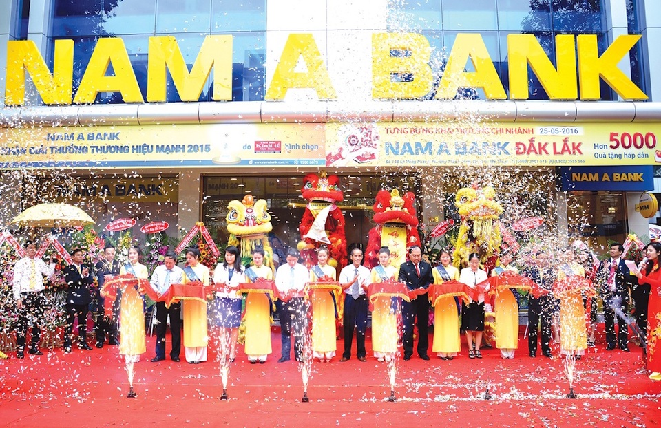 Ngân hàng đẩy mạnh mở rộng mạng lưới, đồng bộ thương hiệu - 1 Chi nhánh Nam A Bank Đắk Lắk đã được khai trương và đưa vào hoạt động vào cuối tháng 5/2016.
