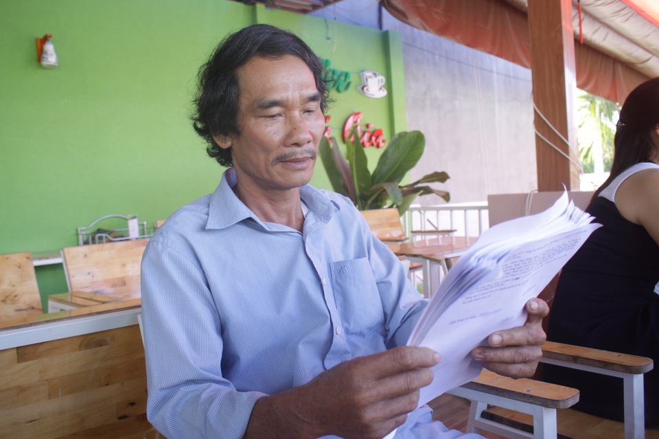 Quảng Ngãi: 123 lao động làm việc không lương suốt 3 năm! - 1 Ông Nguyễn Đình Thỏa bị mất sức lao động 61% vẫn không được hưởng chế độ vì công ty nợ BHXH nhiều năm.