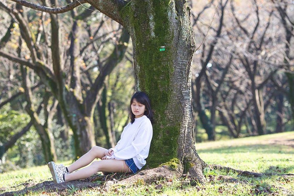 Quên đi những ký ức về một người khiến trái tim tôi chết lặng nhìn anh cất bước ra đi. (Ảnh minh họa: Anh Quân Đỗ)