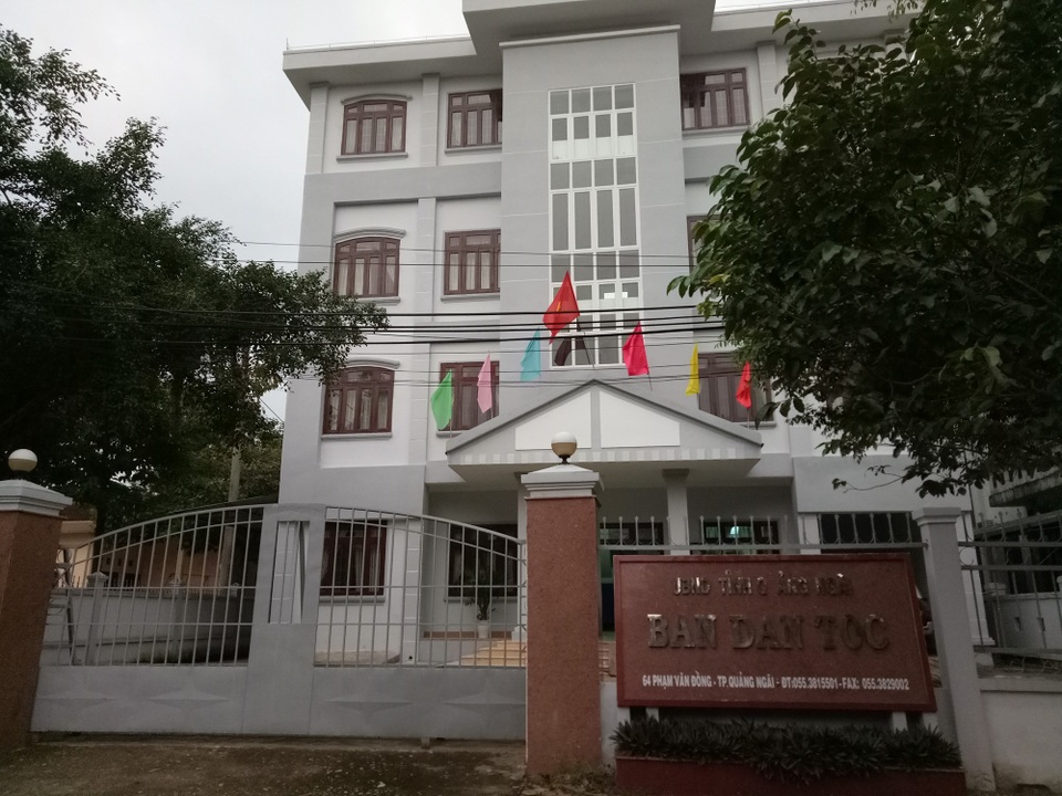 Kỷ luật Trưởng ban Dân tộc tỉnh Quảng Ngãi - 1 Tỉnh ủy Quảng Ngãi đã kỷ luật 2 lãnh đạo của Ban Dân tộc tỉnh vì có nhiều vi phạm
