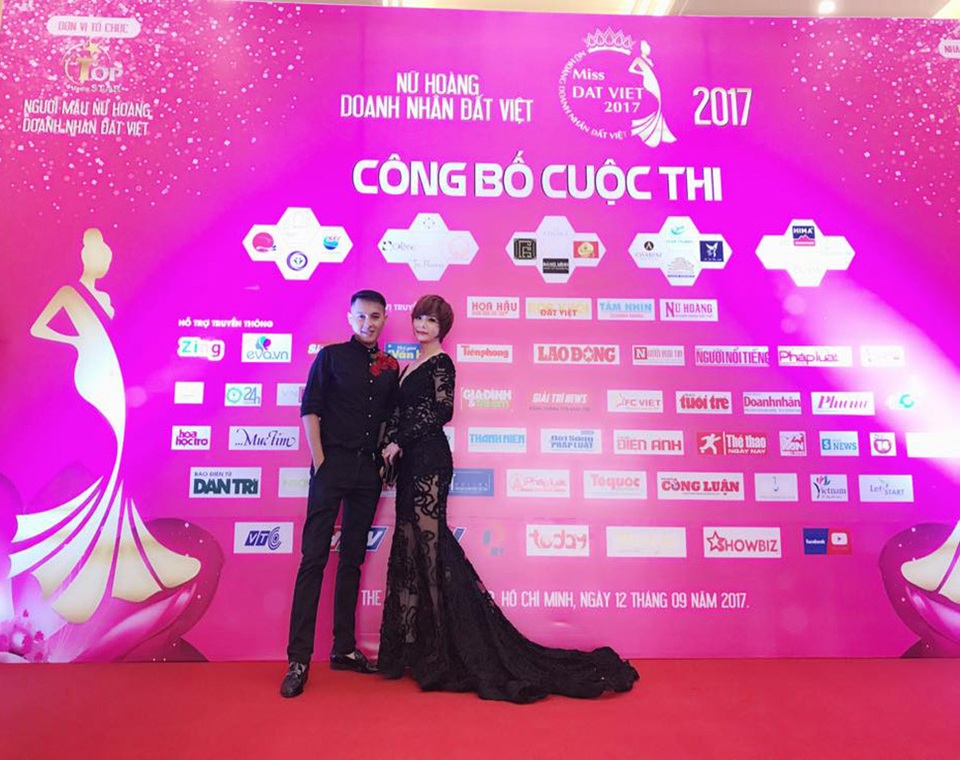 Ban tổ chức cuộc thi Người mẫu nữ hoàng doanh nhân đất Việt xin lỗi báo Dân Trí và hứa sẽ gỡ toàn bộ logo báo Dân Trí khỏi chương trình