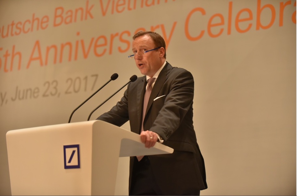 Ngân hàng Deutsche Bank kỷ niệm 25 năm hoạt động tại Việt Nam - 1 Ngân hàng Deutsche Bank kỷ niệm 25 năm hoạt động tại Việt Nam - 1