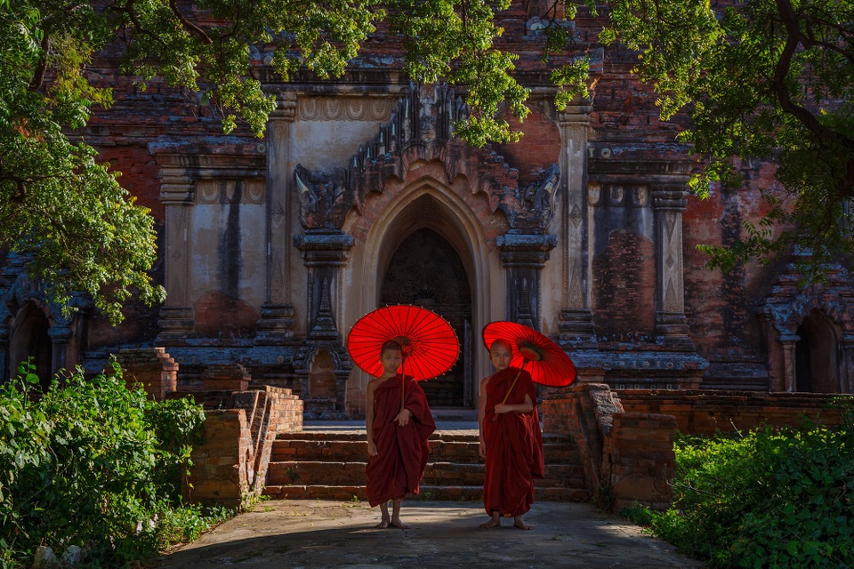 Tết này vi vu Đông Nam Á sôi động - 2 Màu sắc Phật giáo trên từng nẻo đường ở Myanmar