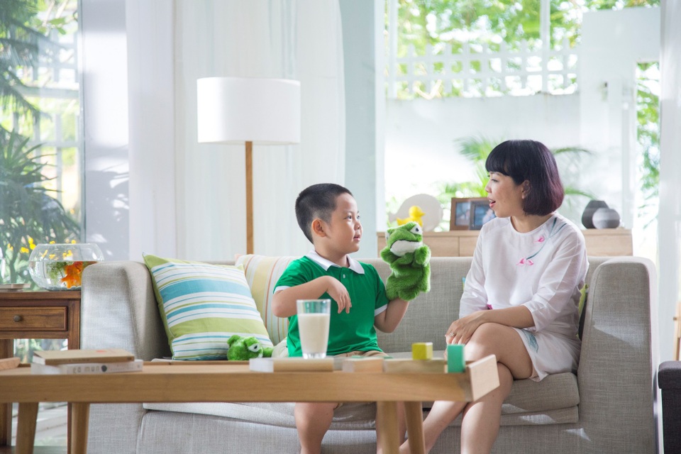 Nuôi dạy con thông minh vượt trội: Dễ hay khó? - 4 Phương pháp “Rối tay đối thoại” giúp vốn từ vựng của bé trở nên phong phú hơn.