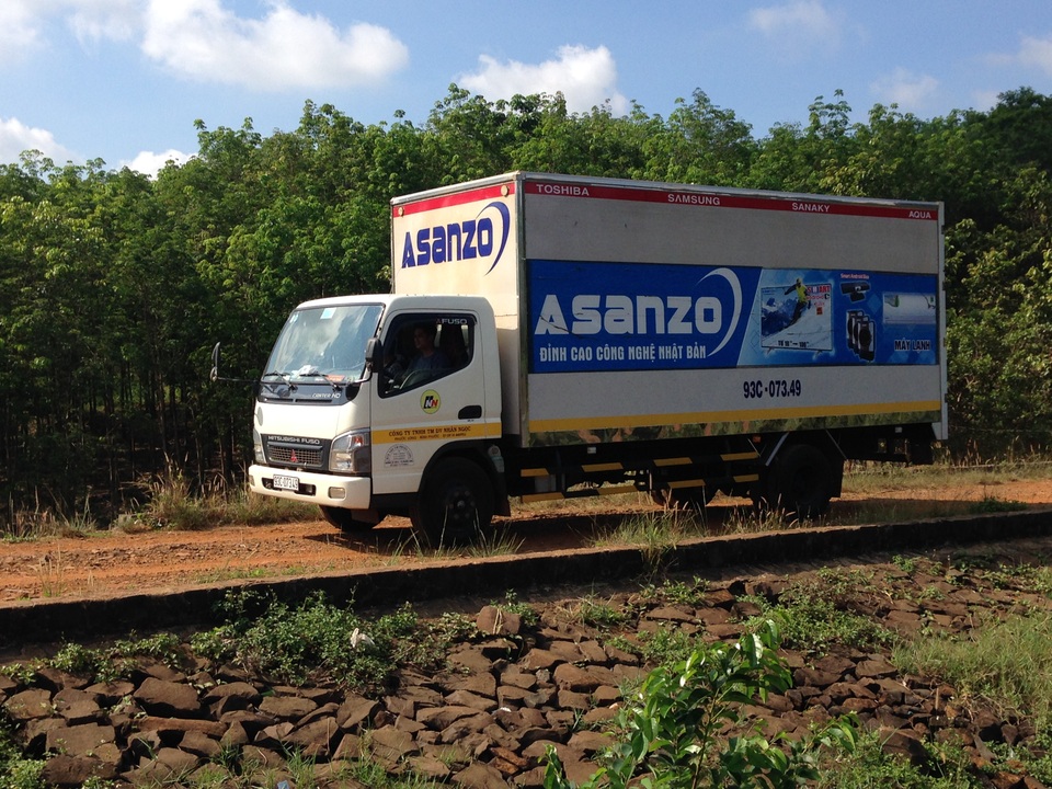 Ông chủ TV Việt hé lộ chiến lược bán điện thoại thông minh Asanzo - 4
Sản phẩm của Asanzo đã phục vụ cho người dân tại 64 tỉnh thành trên toàn quốc, cả những vùng ven và nông thôn