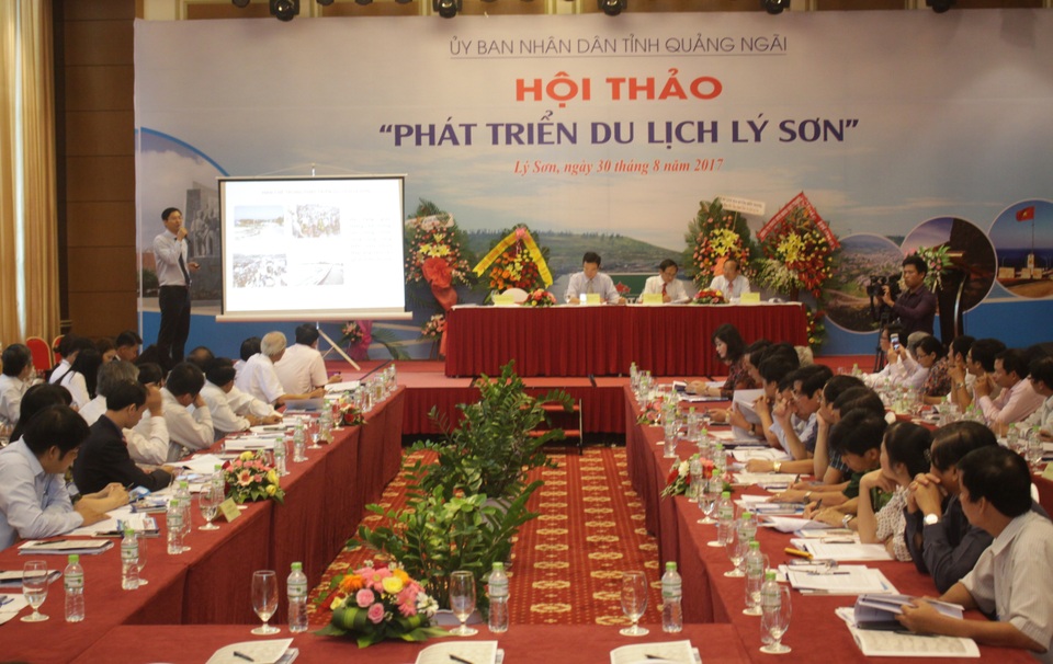 Quảng Ngãi: Cần xây dựng thương hiệu quốc tế cho du lịch Lý Sơn - 1
Nhiều ý kiến tâm huyết nhằm phát triển du lịch Lý Sơn bền vững đã được trình bày tại Hội thảo Phát triển du lịch Lý Sơn.
