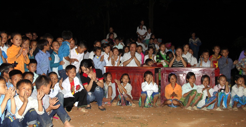 Đêm Trăng tròn cho trẻ em vùng cao - 6
Đêm hội trăng rằm