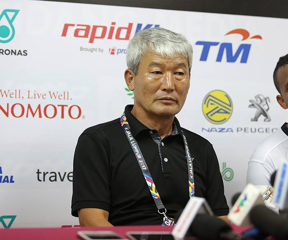 HLV Nguyễn Hữu Thắng: "Tôi chưa hài lòng về kết quả trận đấu" - 2
HLV Kim Shin-hwan của U22 Đông Timor