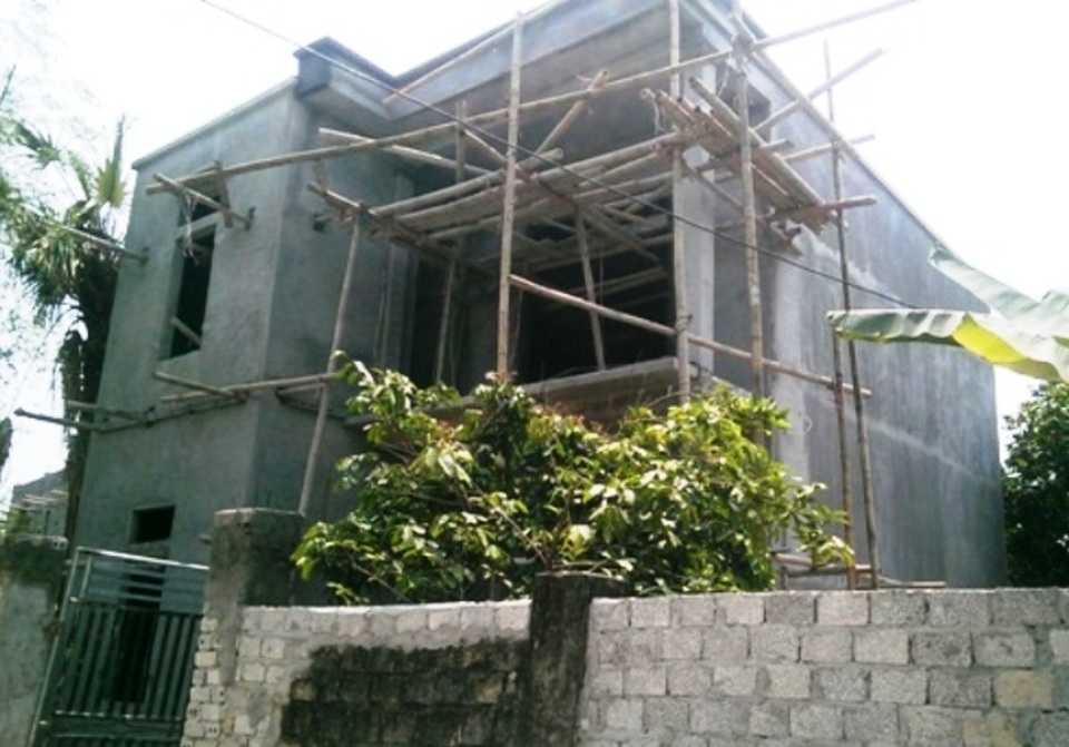 Có tiền xây nhà lầu, vẫn thuộc diện hộ nghèo - 3 Nhiều cán bộ chủ chốt của thôn, nhà có điều kiện cũng nằm trong danh sách hộ nghèo