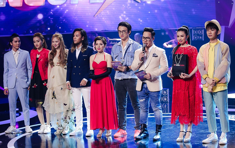 Hà Hồ trở lại "ghế nóng" sau ồn ào chia tay đại gia - 9
Đêm liveshow 3 các thí sinh trình diễn các ca khúc thuộc chủ đề Top hits là những ca khúc đang được giới trẻ yêu thích nhất hiện nay.