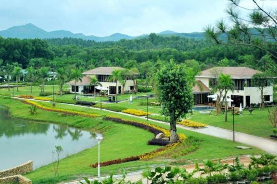 Thăm thú vẻ đẹp của những hồ nước trải dọc 3 miền - 3 Một góc khung cảnh hồ Đại Lải.