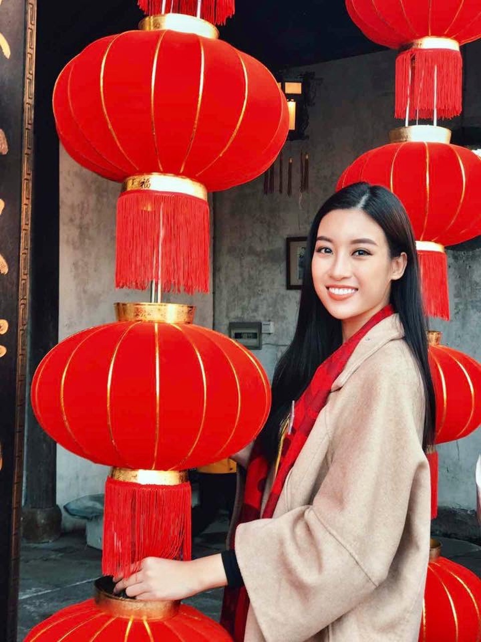 Đỗ Mỹ Linh sắp bước vào vòng đối đầu gay cấn tại Miss World 2017 - 7 Người đẹp tận hưởng khung cảnh tươi đẹp với tinh thần thoải mái, tự tin, không áp lực.