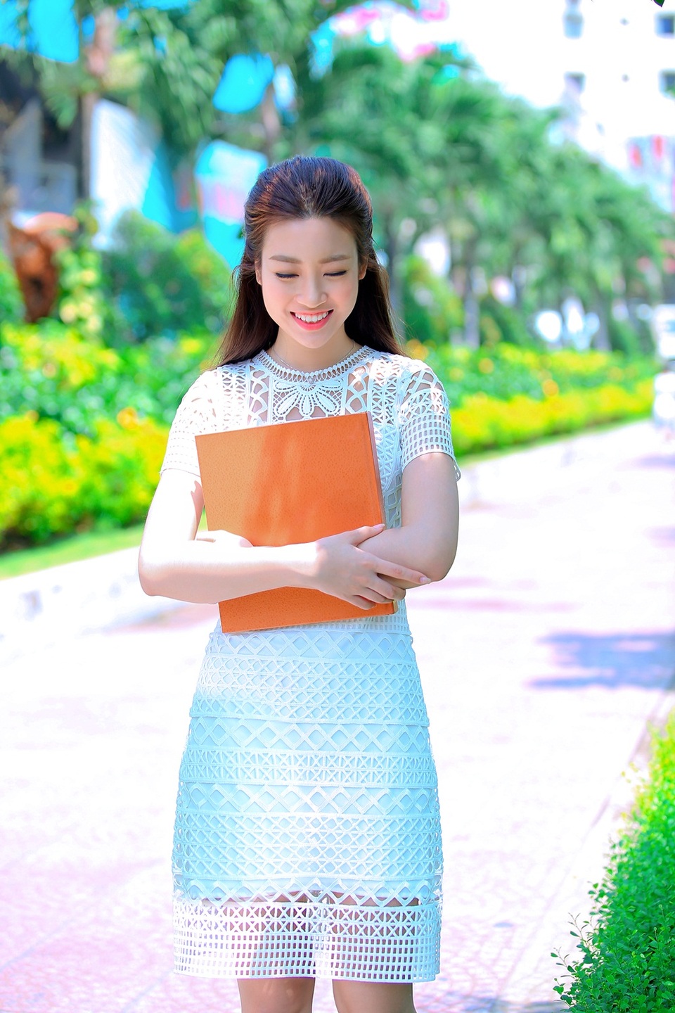 Đương kim Hoa hậu có nhiều tiến bộ so với thời điểm mới đăng quang.