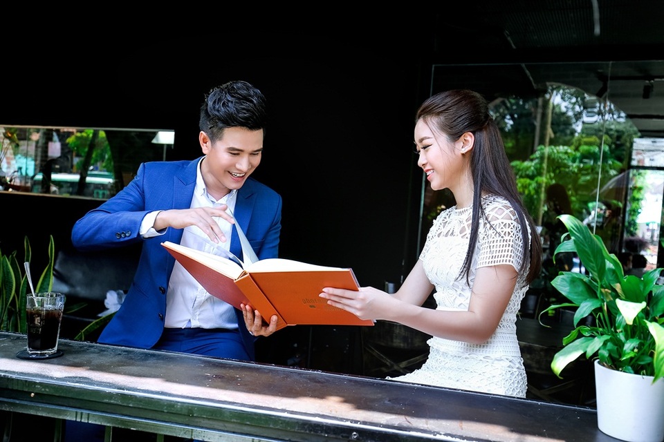 Cả hai đã diễn xuất rất tự nhiên và có những màn đối đáp rất duyên dáng.