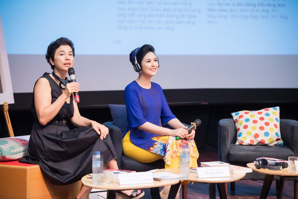 Sự kiện được chủ trì bởi bà Eva Nguyễn Bình - Phu nhân Đại sứ Cộng hòa Pháp, Tham tán Hợp tác và văn hóa của Đại sứ quán Pháp. Hoa hậu Việt Nam 2014 Ngọc Hân cũng là một trong những vị khách được mời giao lưu trong chương trình này.