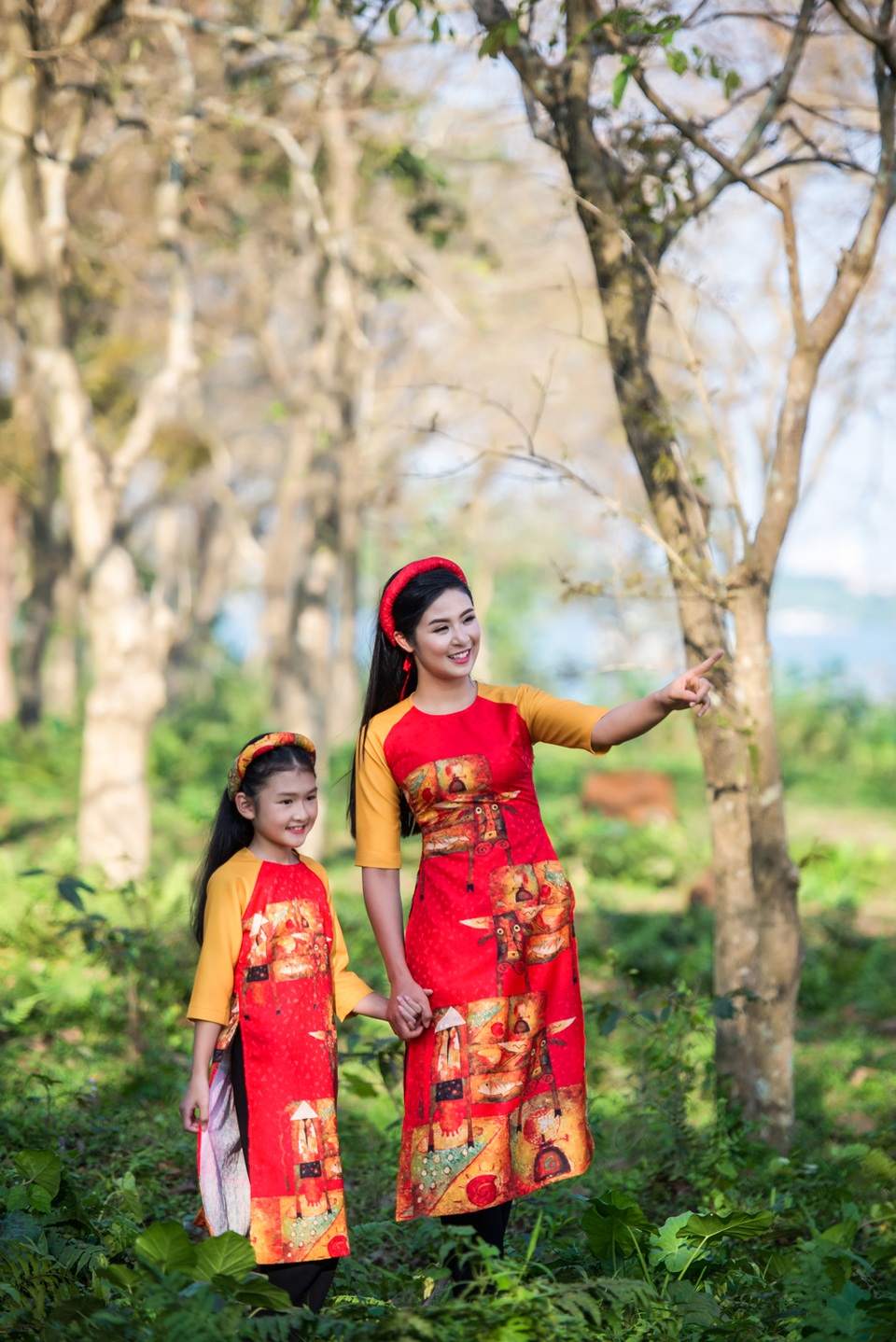 Hoa hậu Ngọc Hân khoe vẻ dịu dàng giữa đồng quê xứ Huế - 11 Hoa hậu Ngọc Hân khoe vẻ dịu dàng giữa đồng quê xứ Huế - 11