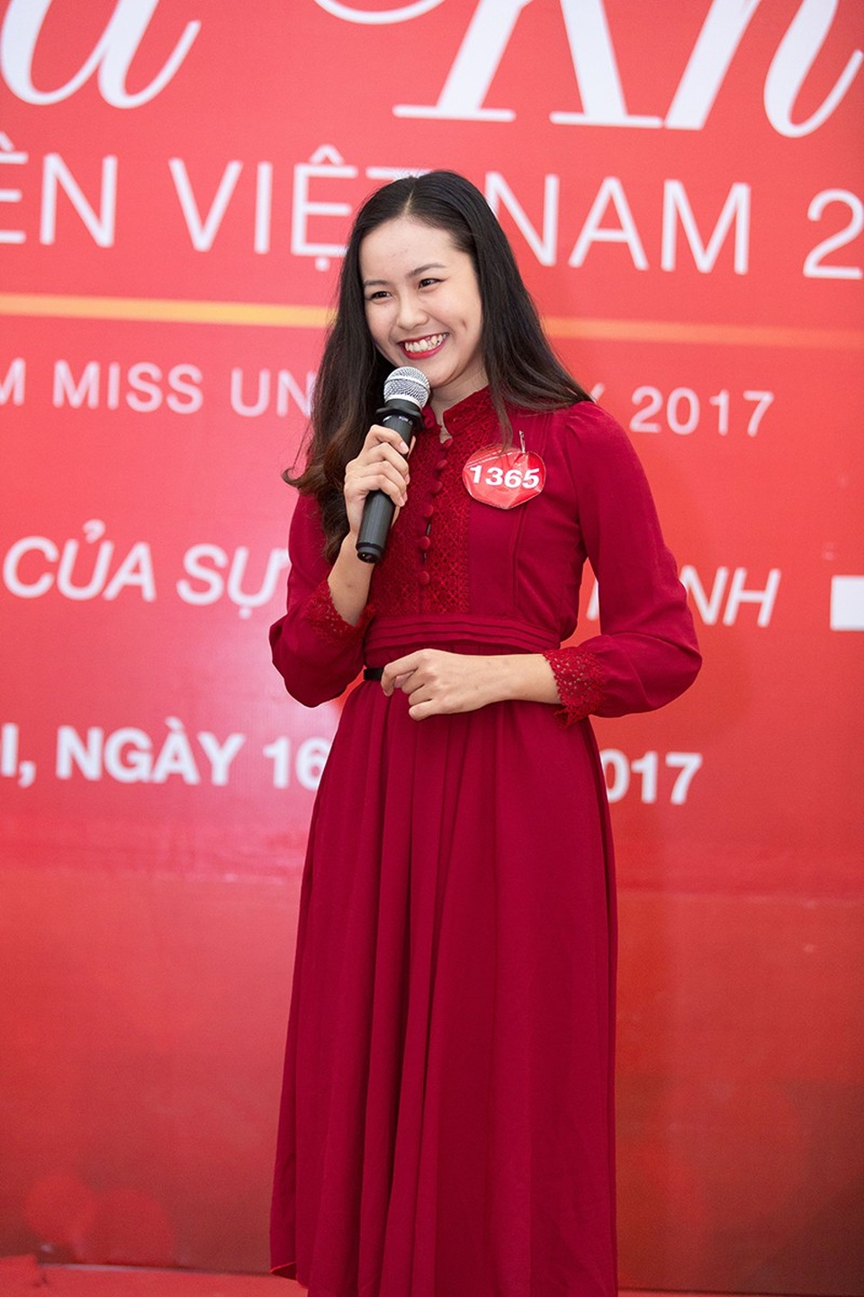 Nhiều gương mặt tiềm năng lộ diện tại sơ khảo Hoa khôi Sinh viên VN 2017 - 5 Nhiều gương mặt tiềm năng lộ diện tại sơ khảo Hoa khôi Sinh viên VN 2017 - 5
