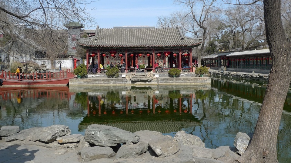 Những bí ẩn xung quanh lời đồn bóng ma ở phủ Hòa Thân - 5 Những bí ẩn xung quanh lời đồn bóng ma ở phủ Hòa Thân - 5