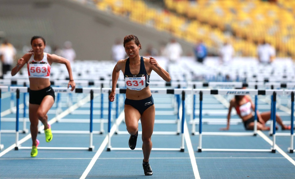 Nhật ký SEA Games ngày 26/8: Ánh Viên hoàn tất 8 HCV, bóng bàn giành HCV lịch sử - 23
Hình ảnh về đích của Yến Hoa