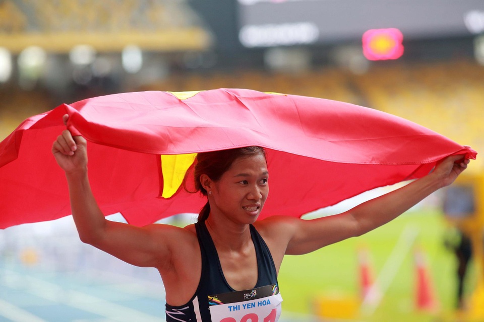 Nhật ký SEA Games ngày 26/8: Ánh Viên hoàn tất 8 HCV, bóng bàn giành HCV lịch sử - 21
Niềm hạnh phúc của Trần Thị Yến Hoa